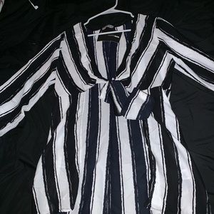 Tie up black and white striped blouse.